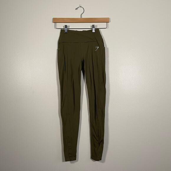 Gymshark • Aspire Leggings in Khaki - Picture 1 of 4